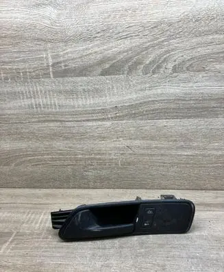 Volkswagen Caddy Front door interior handle 2K1837113B