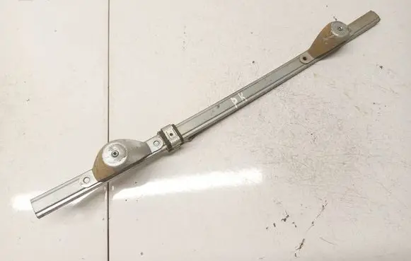 Opel Astra H Sliding door window regulator with motor 13100541