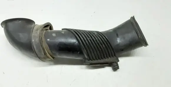 Audi Q7 4L Air intake duct part 7L6129609E