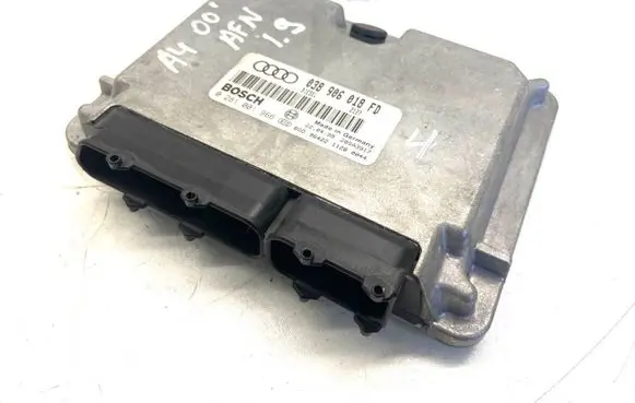 Audi A6 S6 C6 4F Engine control unit/module 038906018FD 28SA3917 0281001966