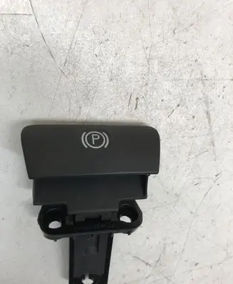 Volvo XC90 Hand parking brake switch 8683963