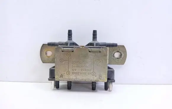 Mercedes-Benz C W202 Turbo solenoid valve 5690130F04 0025400697