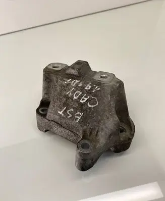 Volkswagen Caddy Gearbox mounting bracket 1K0199117AJ