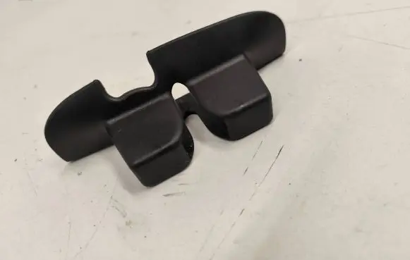 Renault Laguna III Tailgate/boot lid lock trim 024588