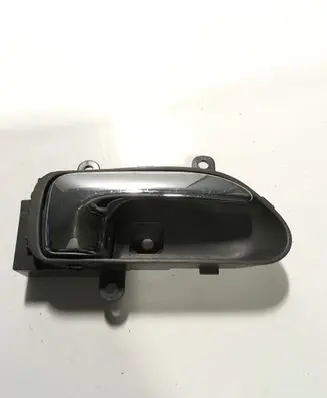 Nissan X-Trail T31 Front door interior handle