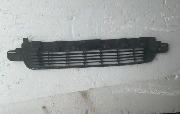 Citroen Jumpy Front bumper lower grill 1636571X 9811710277