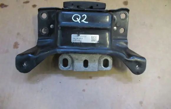 Audi Q2 - Engine mount bracket 5Q0199555R
