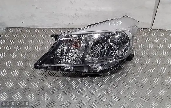 Toyota Yaris Headlight/headlamp TYC209272
