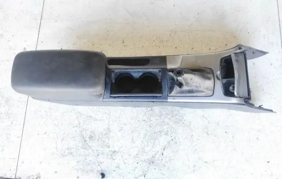 Mazda 6 Armrest gj6a64361