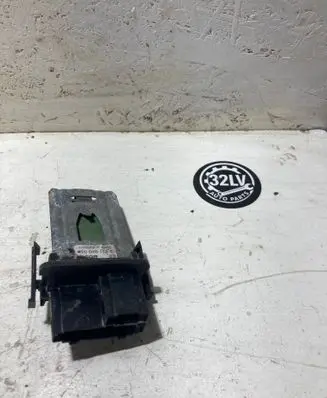 Seat Ibiza II (6k) Heater blower motor/fan resistor 3131090055