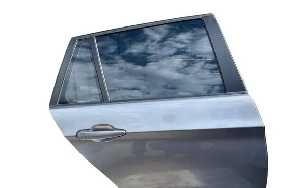 BMW 3 E90 E91 Rear door