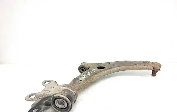 Ford Focus Front lower control arm/wishbone