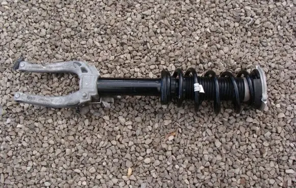 Volvo S90, V90 Front shock absorber/damper P31658002