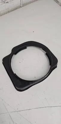 Volkswagen Touareg I Front door speaker cover trim 7L6035217