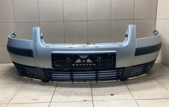 Volkswagen PASSAT B5 Front bumper 3B0807217K 3B0807217L