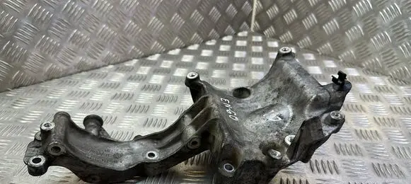 Mercedes-Benz E W212 Generator/alternator bracket A6512340239