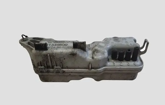 Volvo S60 Vacuum air tank 31339809