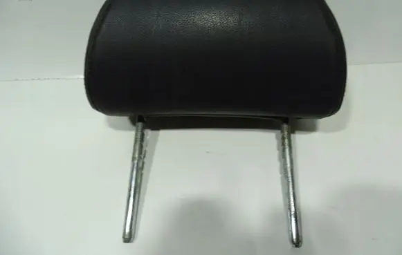 Ford Mondeo Mk III Front seat headrest 
