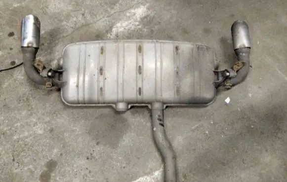 Volkswagen Touareg II Muffler/silencer 