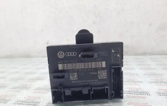 Audi A4 S4 B8 8K Door control unit/module 8K0959793C