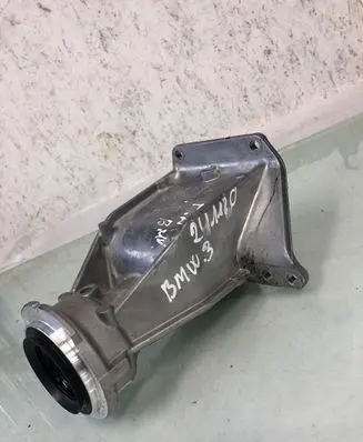 BMW 3 G20 G21 Driveshaft support bearing bracket 863938203