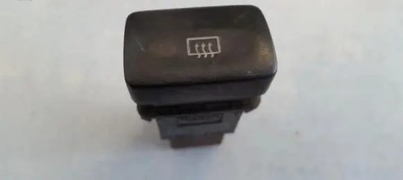 Nissan Primera Windscreen/window heater switch