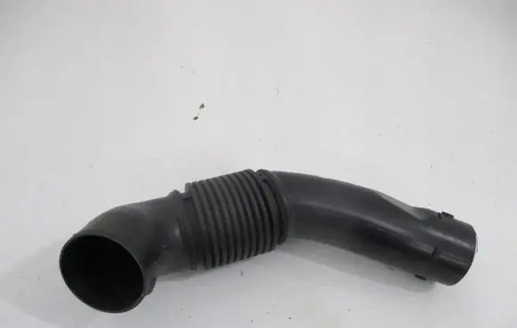 Air intake hose/pipe