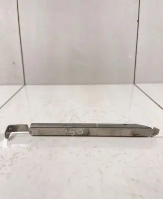 Volvo V50 Headlight/headlamp mounting bracket