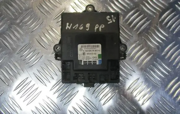 Mercedes-Benz A W169 Door control unit/module A1698207026