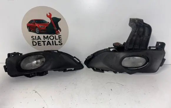 Mazda 3 I Front fog light 19A867H1 P3755L