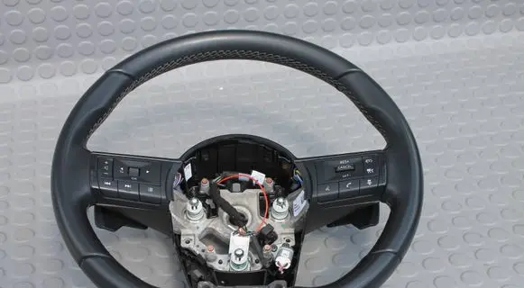 Nissan Qashqai J12 Steering wheel KIERAAUTOMATJ12