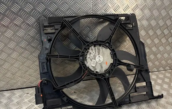 BMW 5 F10 F11 Electric radiator cooling fan 17899010