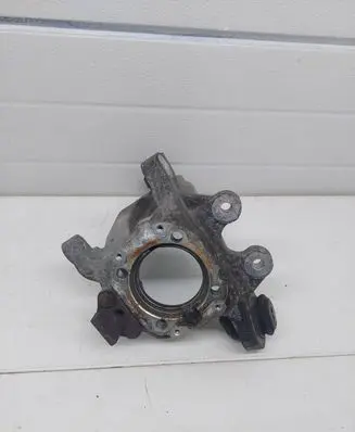 BMW 5 E60 E61 Rear wheel hub