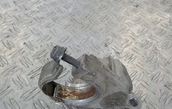 Renault Master III Driveshaft support bearing bracket 397748146R