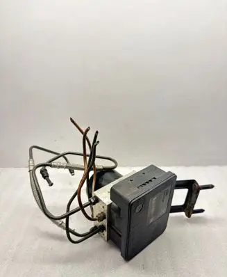 BMW 3 E46 ABS Pump 6765454 10096008203 00008217E0