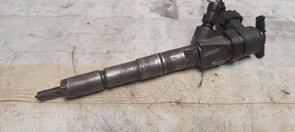 Alfa Romeo 159 Fuel injector 0445110308 0445110