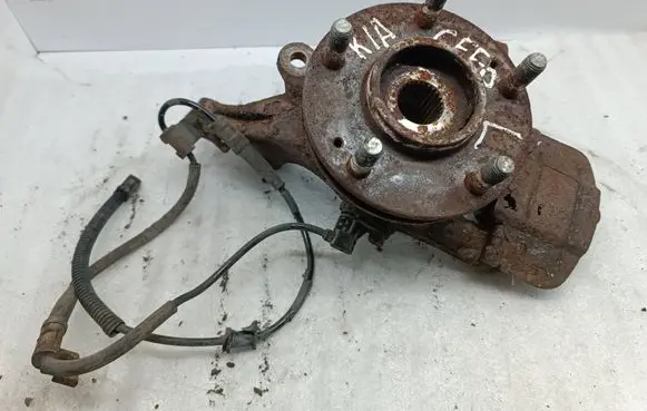 KIA Ceed Front wheel hub