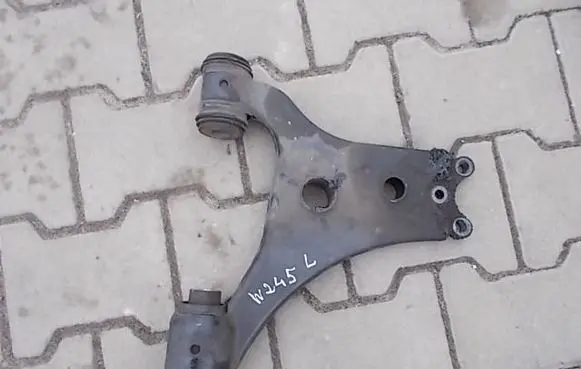 Rear control arm