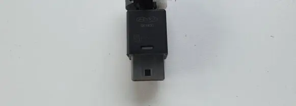 Hyundai Santa Fe Brake pedal sensor switch 938133S800