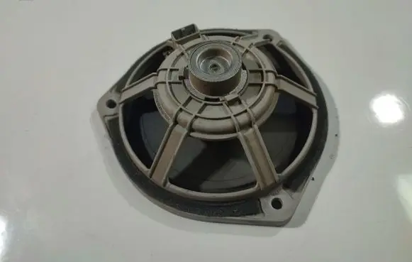Honda FR-V Front door speaker