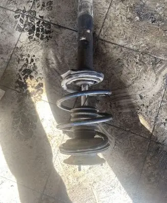 BMW 5 E39 Front shock absorber/damper