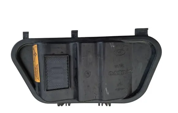 Volvo V40 Headlight/headlamp dust cover T4UVA 72201