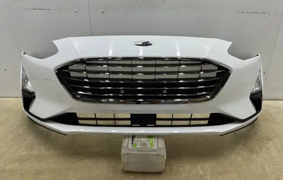 Ford Focus Front bumper JX7B-17757-A