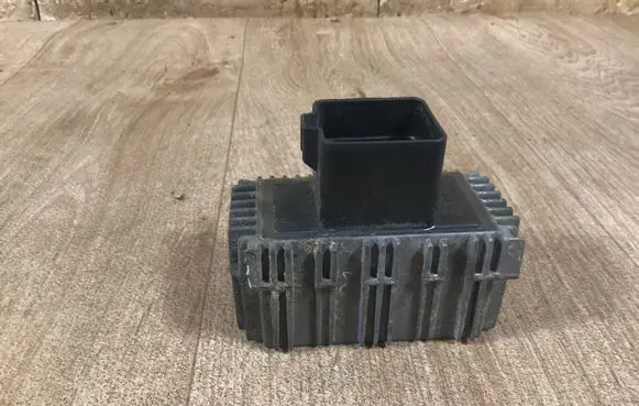 Opel Zafira A Glow plug pre-heat relay 09132691 51299008