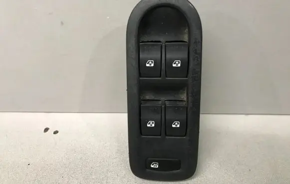 Renault Scenic II - Grand scenic II Electric window control switch 156018070