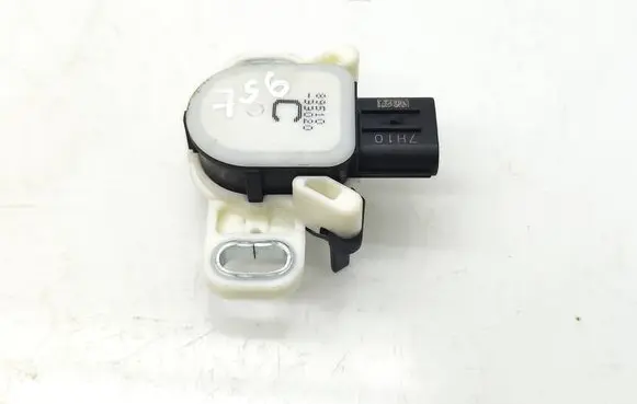 Toyota Yaris Brake pedal sensor switch 8951033020