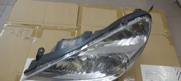 Peugeot 607 Headlight/headlamp 9654670980