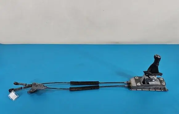 Gear shift cable linkage