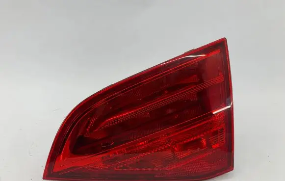 Audi A4 S4 B8 8K Tailgate rear/tail lights 8K9945094