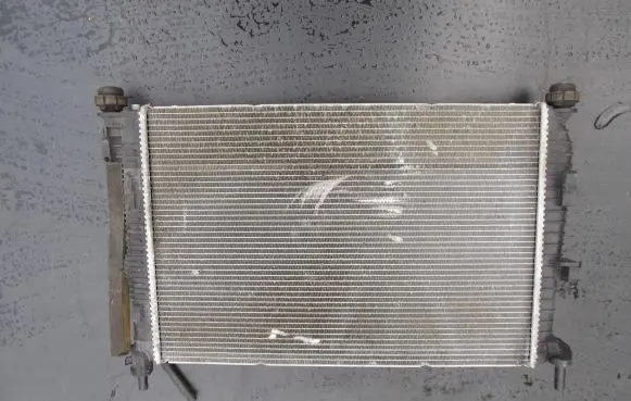 Mazda 5 Coolant radiator M134662F AUJ7B RA1689